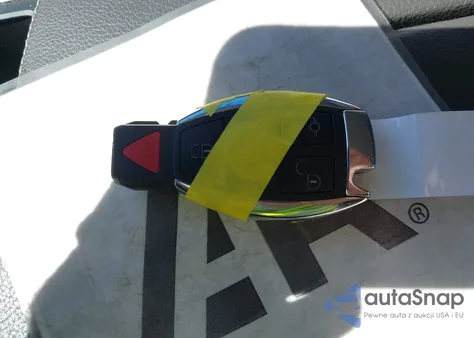 2015 Mercedes-Benz Ml 350 из США, поврежденный, VIN 4JGDA5JB4FA535634